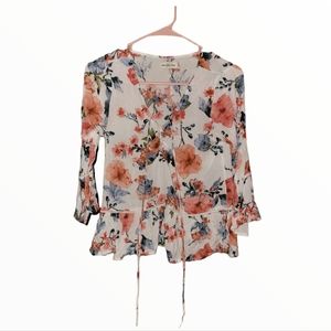 Abercrombie & Fitch XS Floral Blouse Long Sleeve Bell Sleeve V Neck